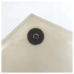 Yves Saint Laurent Sac Bandoulière Bandoulière Cuir Embossé Crocodile Jaune Ivoire Beige 19 Yves Saint Laurent Sac Bandoulière Bandoulière Cuir Embossé Crocodile Jaune Ivoire Beige -Yves Saint Laurent 778396 9