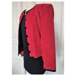 YVES SAINT LAURENT RIVE GAUCHE VESTE COUTURE VELOURS BOUTONS RELIEFS T 44 Rouge 18 YVES SAINT LAURENT RIVE GAUCHE VESTE COUTURE VELOURS BOUTONS RELIEFS T 44 Rouge -Yves Saint Laurent 793542 7