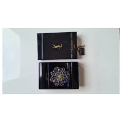 Yves Saint Laurent Broche Yves Saint-Laurent Neuve Doré -Yves Saint Laurent 796876 3
