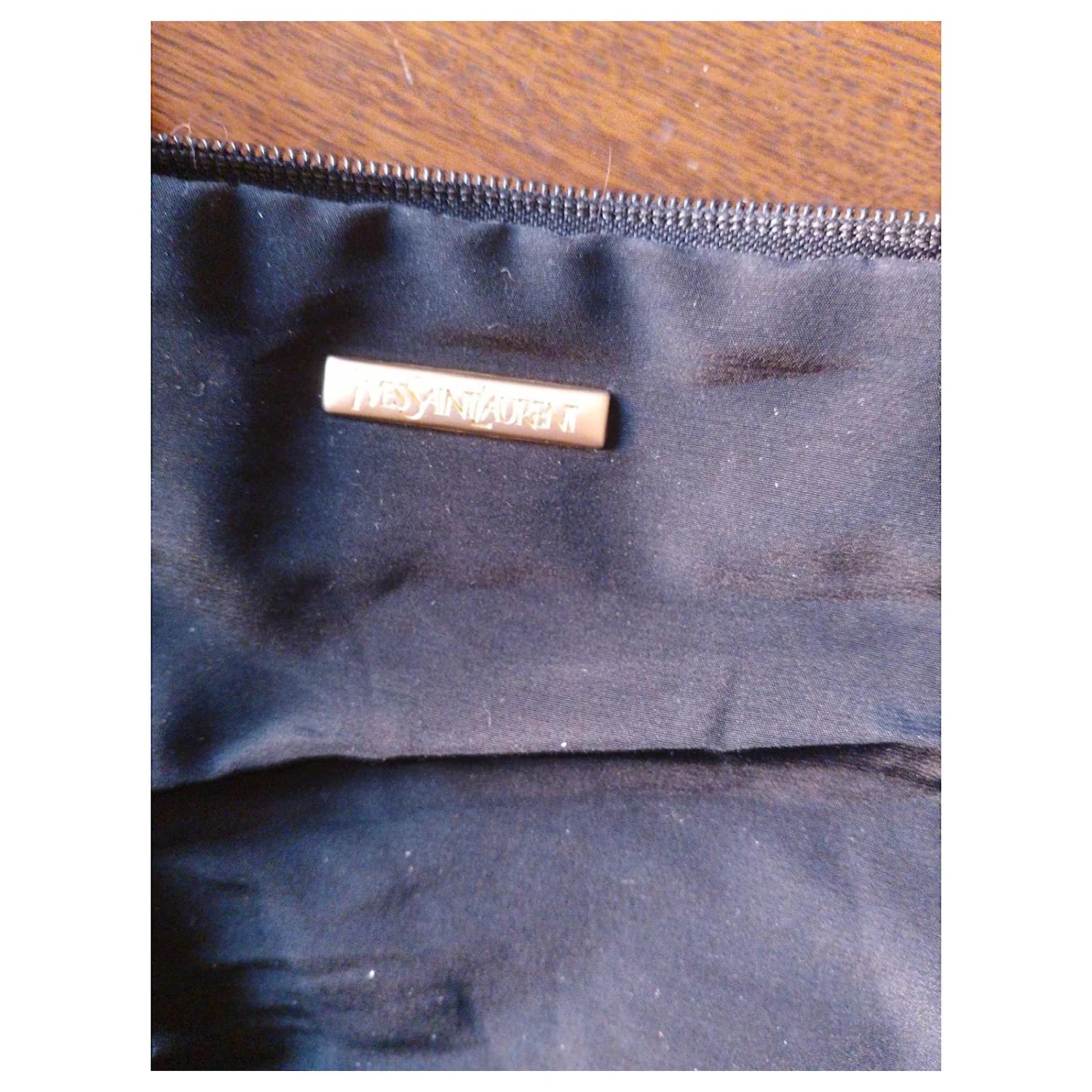 Yves Saint Laurent France Noir 6 Yves Saint Laurent France Noir – Image 4