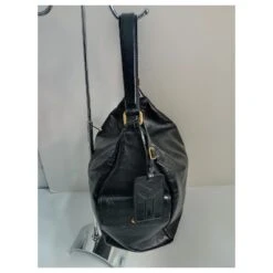Yves Saint Laurent Sacs à Main Noir -Yves Saint Laurent 819374 2