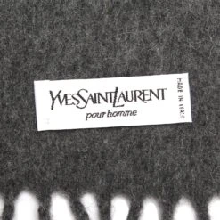 Yves Saint Laurent YSL Foulard Laine Noir 11 Yves Saint Laurent YSL Foulard Laine Noir -Yves Saint Laurent 822157 3