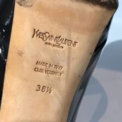 Escarpins YVES SAINT LAURENT.UE 38.5 En Cuir Vernis Noir 12 Escarpins YVES SAINT LAURENT.UE 38.5 En Cuir Vernis Noir -Yves Saint Laurent 824446 5