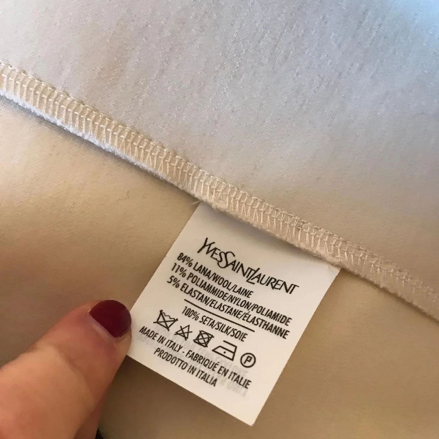 YVES SAINT LAURENT Robes T.International L Laine Écru 7 YVES SAINT LAURENT Robes T.International L Laine Écru – Image 5