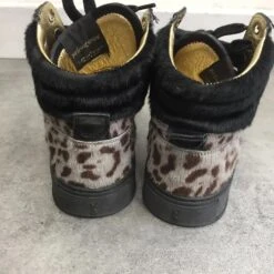 YVES SAINT LAURENT Baskets T.UE 35.5 Cuir De Veau Façon Poulain -Yves Saint Laurent 826158 3