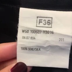 YVES SAINT LAURENT Jupes T.fr 36 Silk Noir -Yves Saint Laurent 827132 5