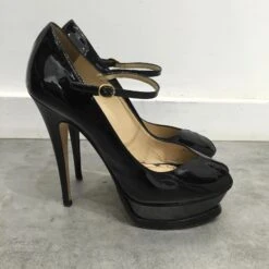 Escarpins YVES SAINT LAURENT.UE 39.5 En Cuir Vernis Noir -Yves Saint Laurent 827994 3