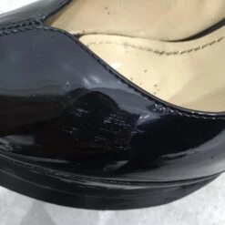 Escarpins YVES SAINT LAURENT.UE 39.5 En Cuir Vernis Noir -Yves Saint Laurent 827994 5