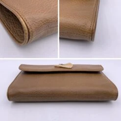 Yves Saint Laurent Sac à Main Pochette Vintage En Cuir Marron Clair 14 Yves Saint Laurent Sac à Main Pochette Vintage En Cuir Marron Clair -Yves Saint Laurent 828363 4