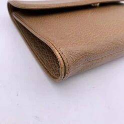 Yves Saint Laurent Sac à Main Pochette Vintage En Cuir Marron Clair 18 Yves Saint Laurent Sac à Main Pochette Vintage En Cuir Marron Clair -Yves Saint Laurent 828363 8