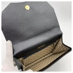 Yves Saint Laurent Pochette Vintage Logo YSL En Cuir Noir Avec Boîte 15 Yves Saint Laurent Pochette Vintage Logo YSL En Cuir Noir Avec Boîte -Yves Saint Laurent 831192 6