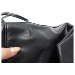 Yves Saint Laurent NEUF SAC A MAIN SAINT LAURENT BOURSE TEDDY LOGO EMBOSSE NOIR HANDBAG PURSE 19 Yves Saint Laurent NEUF SAC A MAIN SAINT LAURENT BOURSE TEDDY LOGO EMBOSSE NOIR HANDBAG PURSE -Yves Saint Laurent 835018 9