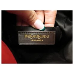 NEUF SAC A MAIN YVES SAINT LAURENT MINI DOWNTOWN CUIR VERNIS ROUGE HANDBAG 16 NEUF SAC A MAIN YVES SAINT LAURENT MINI DOWNTOWN CUIR VERNIS ROUGE HANDBAG -Yves Saint Laurent 843391 6