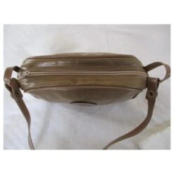 Yves Saint Laurent Sac Bandoulière Toile Enduite Rayée. Beige -Yves Saint Laurent 849767 3