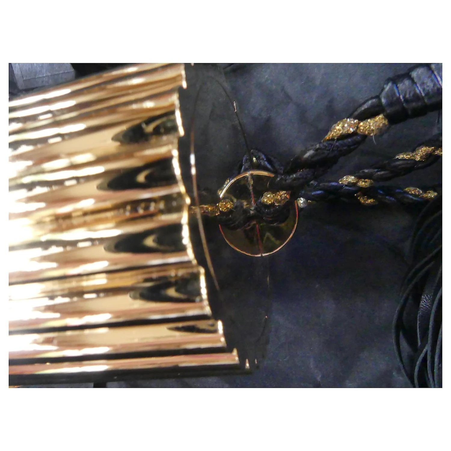 Yves Saint Laurent Pochettes Doré 8 Yves Saint Laurent Pochettes Doré – Image 6