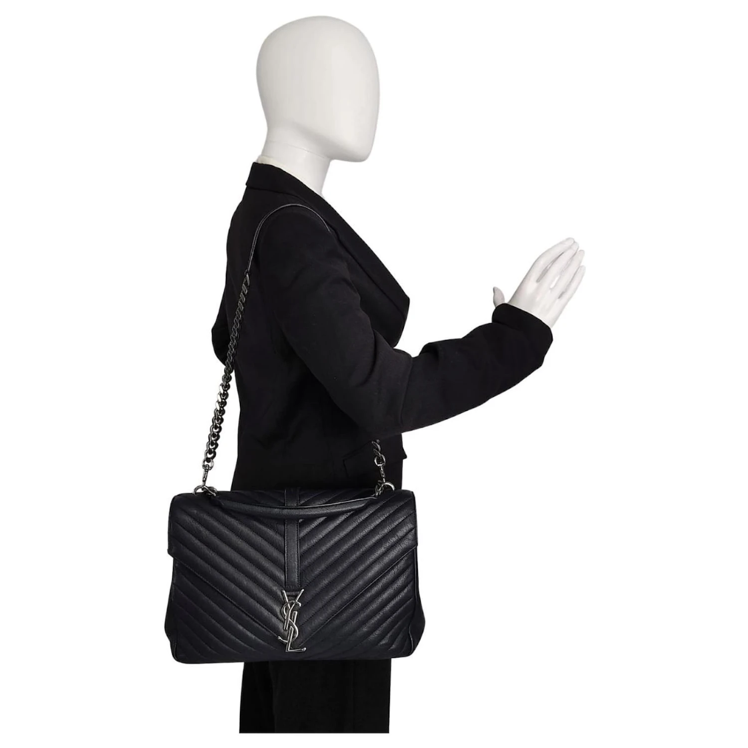 Yves Saint Laurent Grand Sac Chaîne Saint Laurent College En Cuir Matelassé Bleu 11 Yves Saint Laurent Grand Sac Chaîne Saint Laurent College En Cuir Matelassé Bleu – Image 9