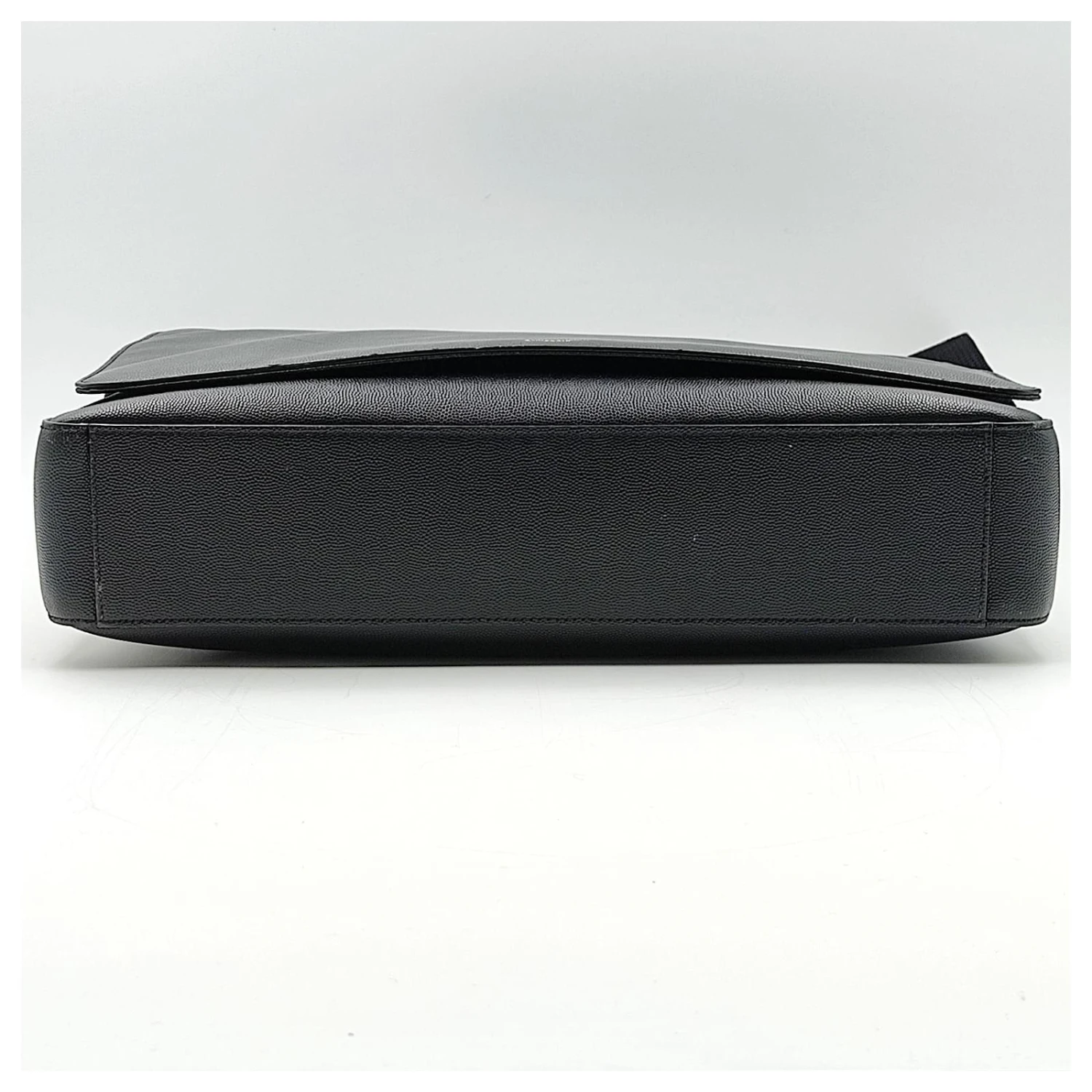 Yves Saint Laurent Sac Bandoulière Business Saint Laurent En Cuir Noir 6 Yves Saint Laurent Sac Bandoulière Business Saint Laurent En Cuir Noir – Image 4