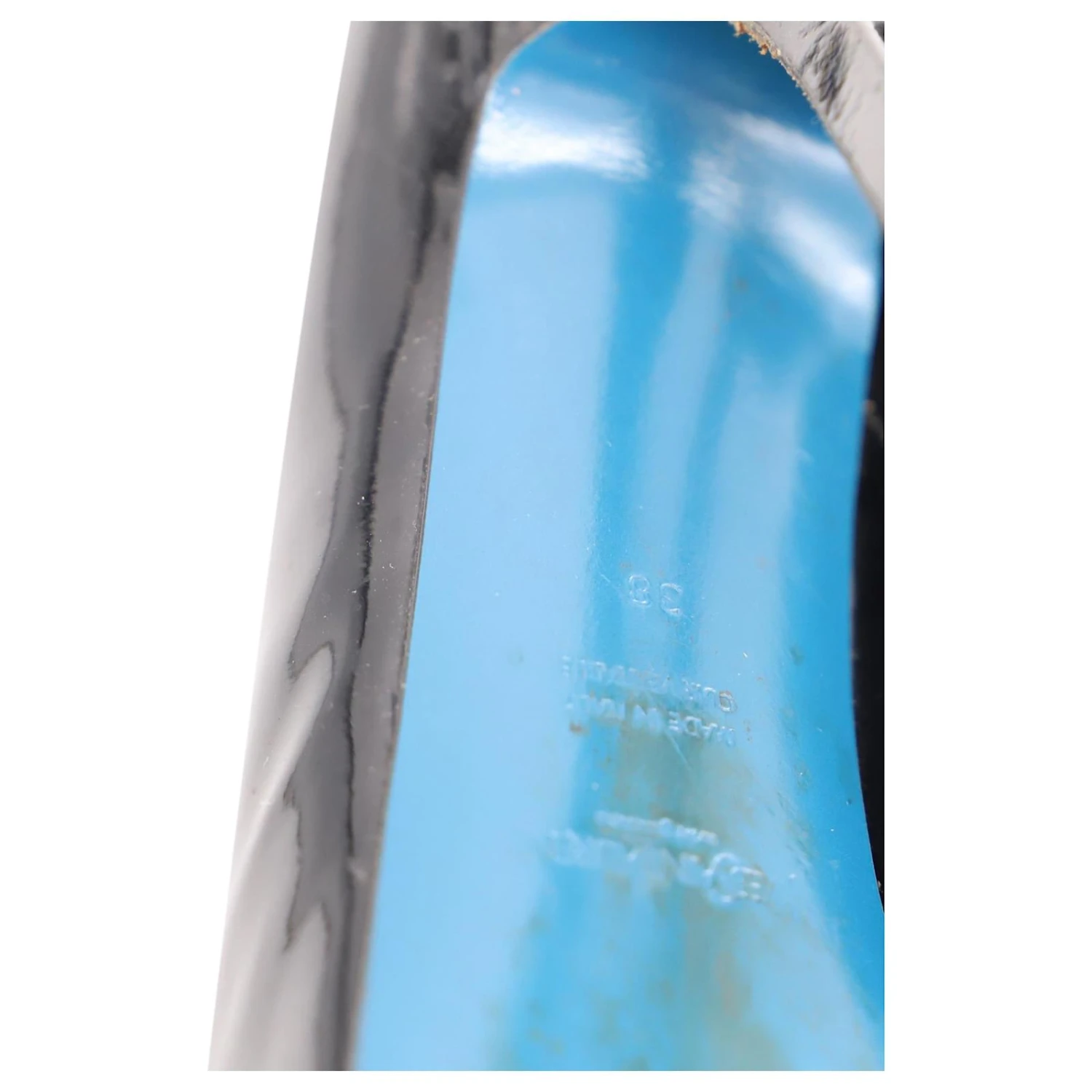 Yves Saint Laurent Escarpins à Plateforme Tribtoo En Cuir Verni Noir 9 Yves Saint Laurent Escarpins à Plateforme Tribtoo En Cuir Verni Noir – Image 7