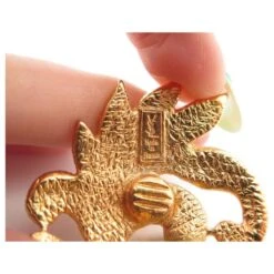 VINTAGE BOUCLES D'OREILLES YVES SAINT LAURENT FEUILLES METAL DORE GOLD EARRINGS Doré 15 VINTAGE BOUCLES D'OREILLES YVES SAINT LAURENT FEUILLES METAL DORE GOLD EARRINGS Doré -Yves Saint Laurent 875238 4