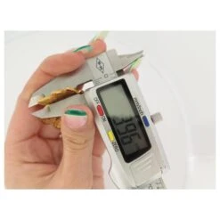 VINTAGE BOUCLES D'OREILLES YVES SAINT LAURENT FEUILLES METAL DORE GOLD EARRINGS Doré 20 VINTAGE BOUCLES D'OREILLES YVES SAINT LAURENT FEUILLES METAL DORE GOLD EARRINGS Doré -Yves Saint Laurent 875238 9