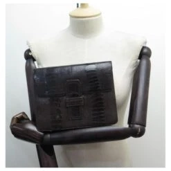 VINTAGE SAC A MAIN YVES SAINT LAURENT POCHETTE EN CUIR PATTE D'AUTRUCHE CLUTCH Marron 13 VINTAGE SAC A MAIN YVES SAINT LAURENT POCHETTE EN CUIR PATTE D'AUTRUCHE CLUTCH Marron -Yves Saint Laurent 875245 6