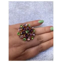 Merveilleuse Bague Yves Saint Laurent Cabochon En Verres Vert Violet Bijouterie Dorée -Yves Saint Laurent 876314 5