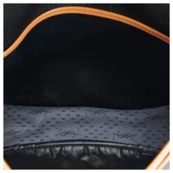 Yves Saint Laurent Sac à Bandoulière En PVC Noir YSL 15 Yves Saint Laurent Sac à Bandoulière En PVC Noir YSL -Yves Saint Laurent 882299 5