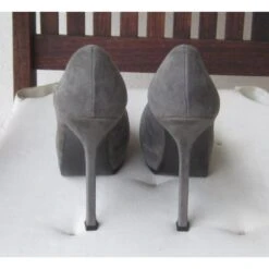 Yves Saint Laurent Talons Gris -Yves Saint Laurent 88330 4