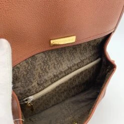 Yves Saint Laurent Sac à Bandoulière Messenger En Cuir Marron Clair Marron Clair -Yves Saint Laurent 884223 5