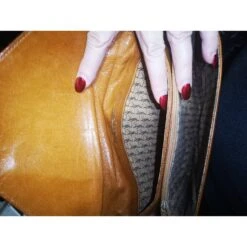 Yves Saint Laurent Pochettes Caramel 7 Yves Saint Laurent Pochettes Caramel -Yves Saint Laurent 98372 3