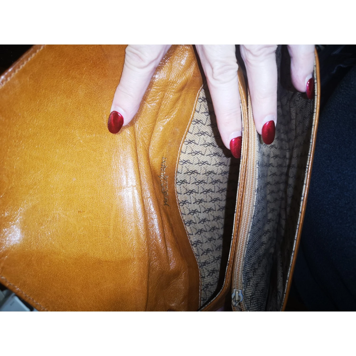 Yves Saint Laurent Pochettes Caramel 5 Yves Saint Laurent Pochettes Caramel â Image 3