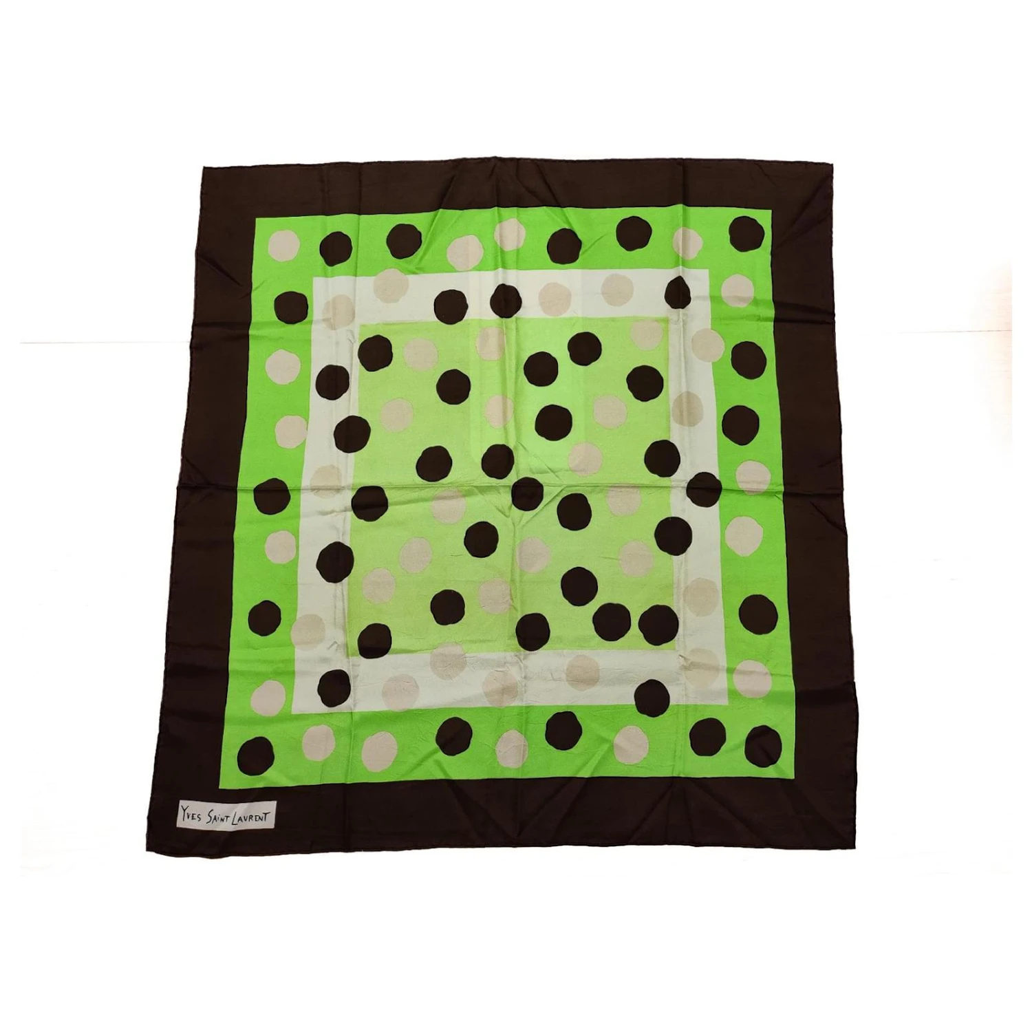 Yves Saint Laurent Écharpe En Soie Pop-of-Color Polka Dot Multicolore 3 Yves Saint Laurent Écharpe En Soie Pop-of-Color Polka Dot Multicolore