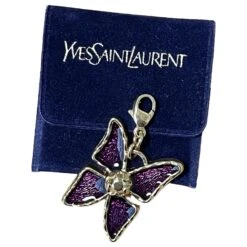 Pendentif, Charme « Papillon » Yves Saint Laurent Vintage 80s Doré Violet Foncé