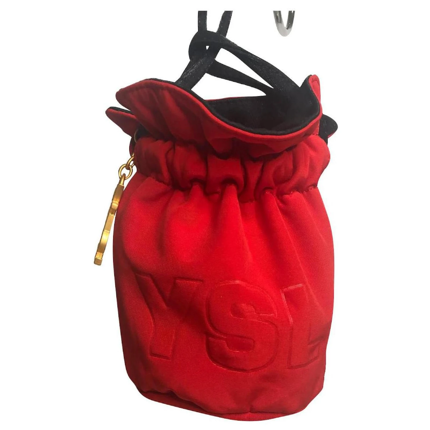 Yves Saint Laurent Pochettes Rouge 2 Yves Saint Laurent Pochettes Rouge